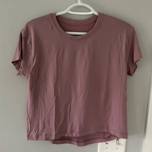 Lululemon short sleeve top